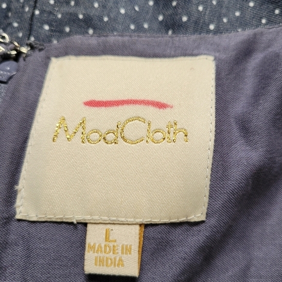 Modcloth Blue Dot Dress with cut out - Picture 3 of 7